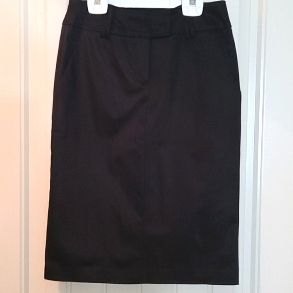 Black pencil skirt
